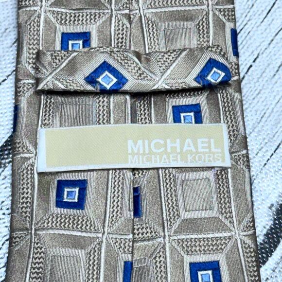 Michael Kors Men’s 100% Silk Tie Bundle - Picture 4 of 5